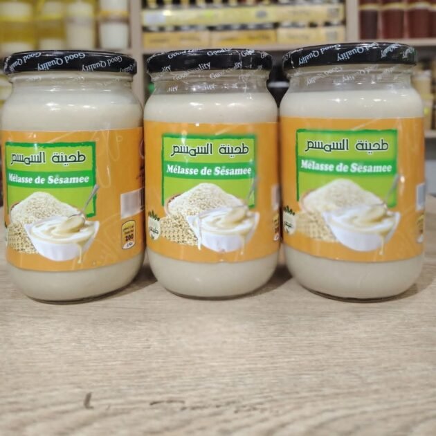 🌾 الطعم الأصيل يبدأ من طحينة السمسم الطبيعية! 🤍