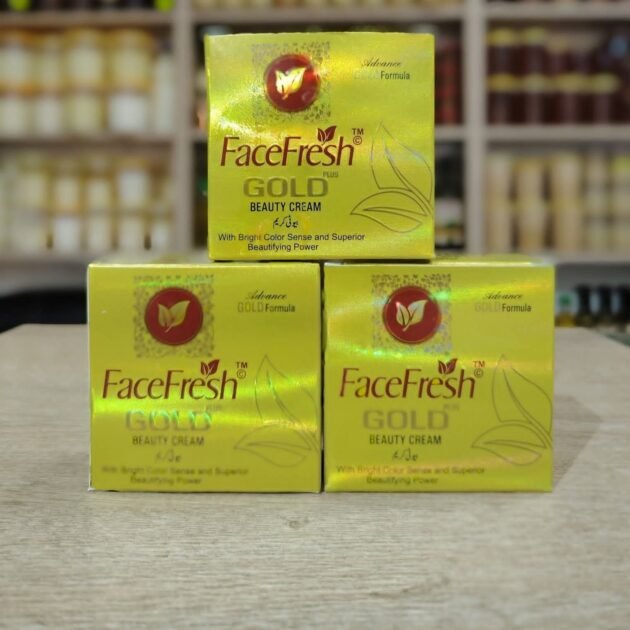 ✨ بشرة أكثر إشراقًا ولمعانًا مع FaceFresh Gold! ✨